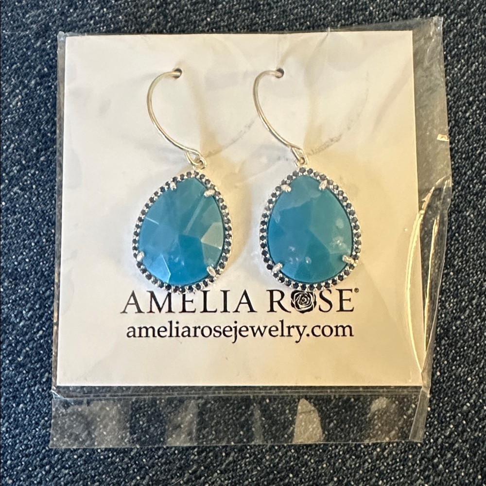 NWOT Amelia Rose Blue Teardrop Earrings